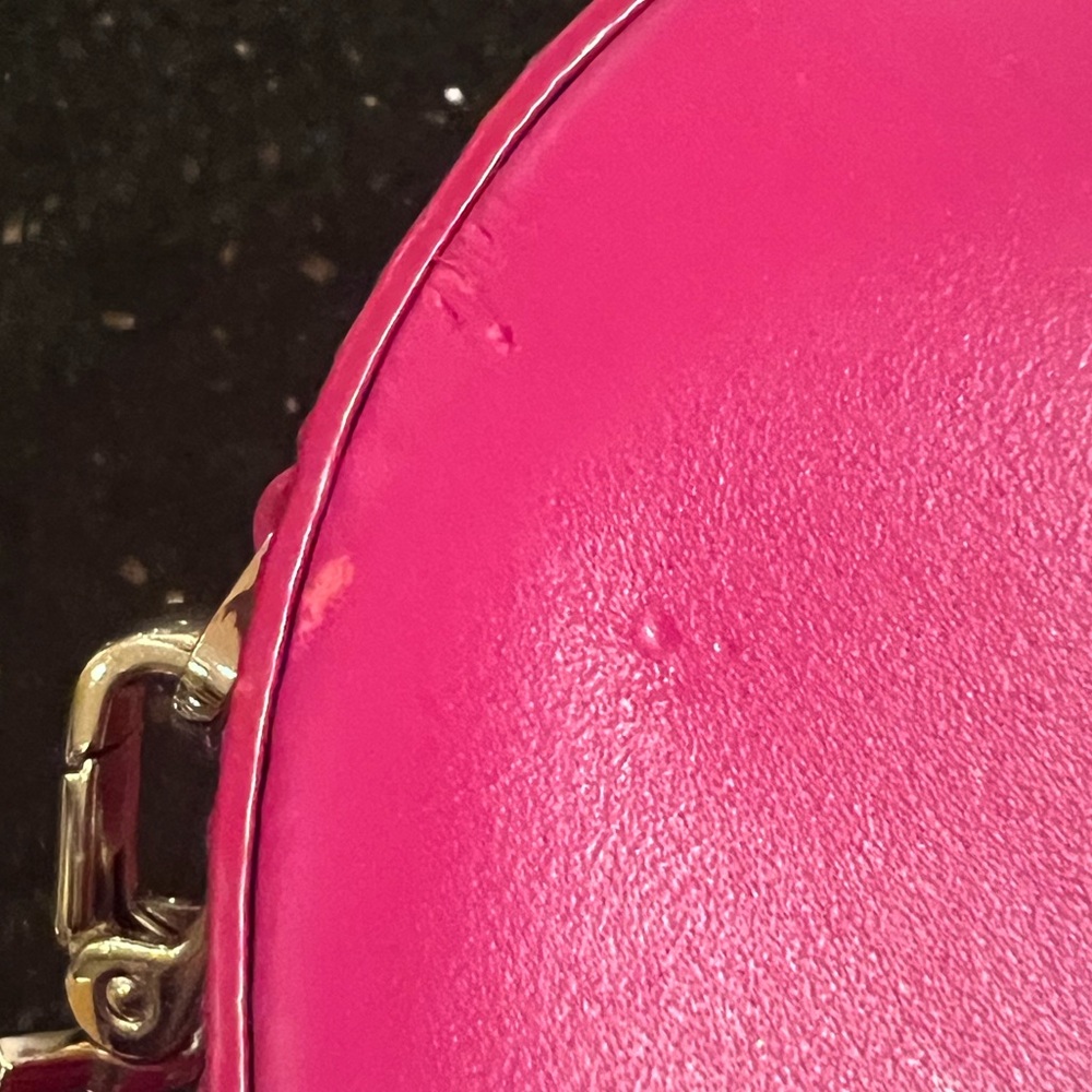 NWOT Kate Spade Pink Heart Shaped Flirt Crossbody handbag with removable strap - Picture 13 of 14